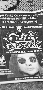 001 Ozzy Ozbourne Revival, Čern&aacute; d&iacute;ra